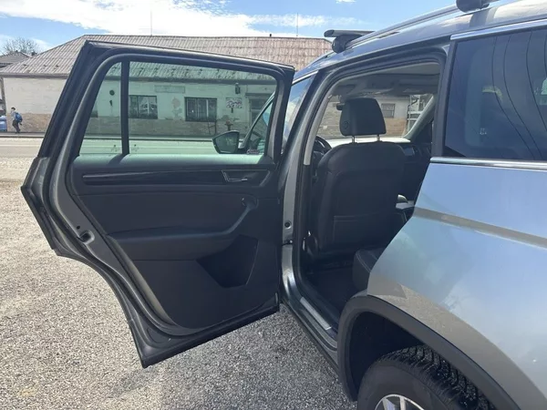 Škoda Kodiaq 2.0 TDi 140kW Style 4x4x DSG - foto 20