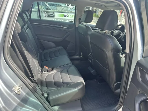 Škoda Kodiaq 2.0 TDi 140kW Style 4x4x DSG - foto 21