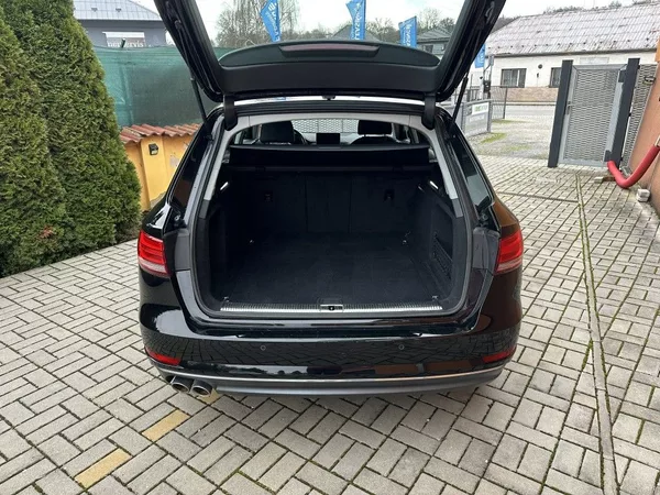 Audi A4 2.0 TDi 140kW Quattro 4x4 - foto 5