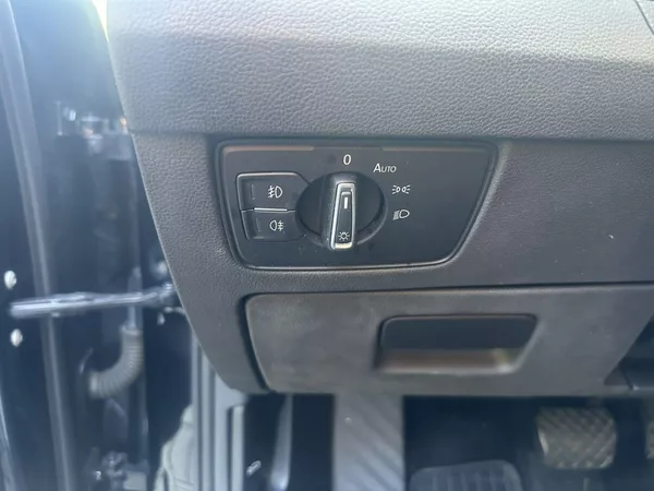 Volkswagen Passat 2.0 TDi 110kW Bussiness AT - foto 16