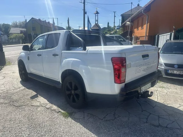 Isuzu 1.9 Double Cab 4x4 LSE A/T - foto 6