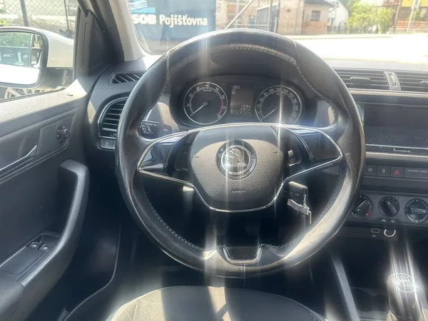 Škoda Fabia 1.0 TSI 70kW Ambition Combi - foto 13