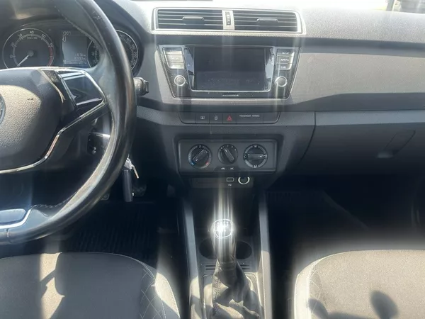 Škoda Fabia 1.0 TSI 70kW Ambition Combi - foto 14