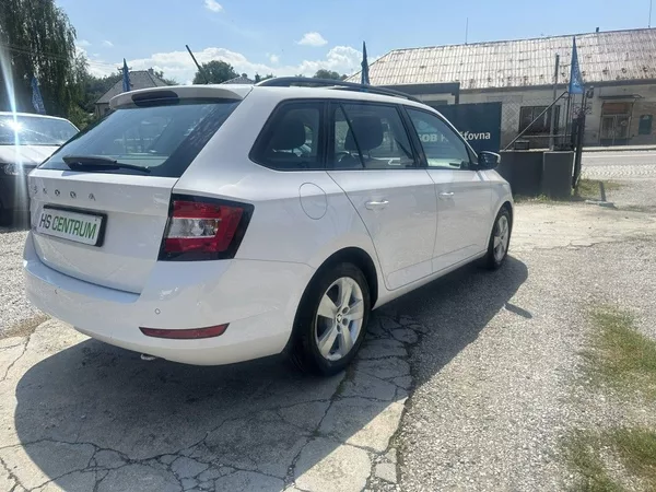 Škoda Fabia 1.0 TSI 70kW Ambition Combi - foto 3