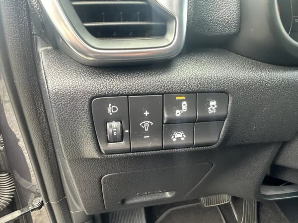 Kia Sportage 1.7 CRDi 104kW automat - foto 14
