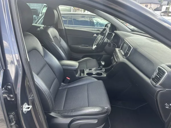 Kia Sportage 1.7 CRDi 104kW automat - foto 24