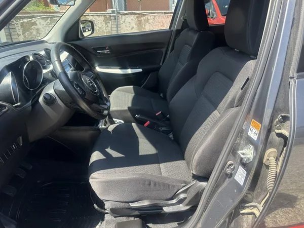 Suzuki Swift 1.2i 66kW AllGrip serviska - foto 11