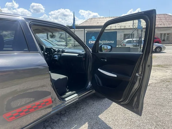 Suzuki Swift 1.2i 66kW AllGrip serviska - foto 19