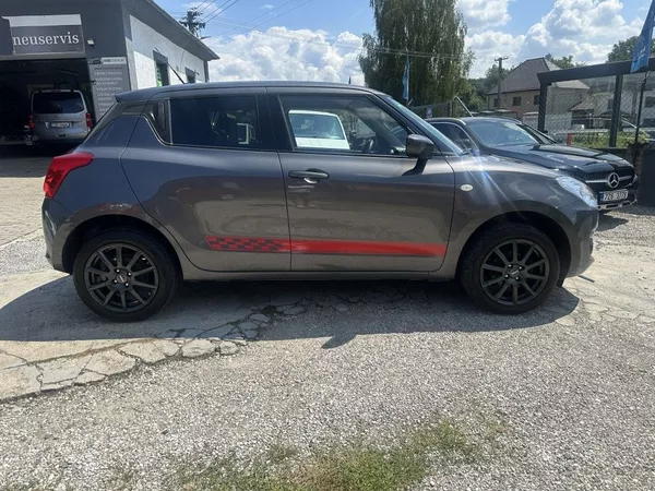 Suzuki Swift 1.2i 66kW AllGrip serviska - foto 4