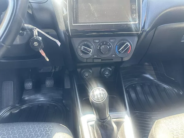 Suzuki Swift 1.2i 66kW AllGrip serviska - foto 9