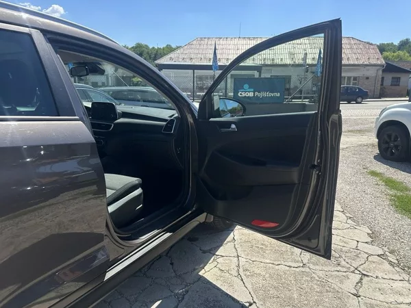 Hyundai Tucson 1.6 T-GDI 130kW 4x4 - foto 29