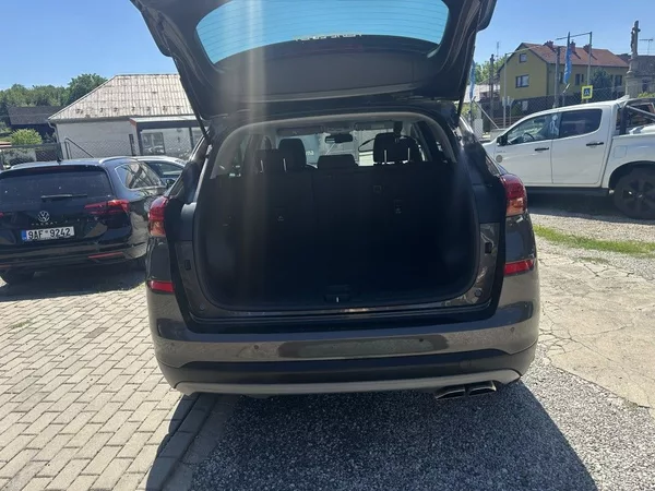 Hyundai Tucson 1.6 T-GDI 130kW 4x4 - foto 6