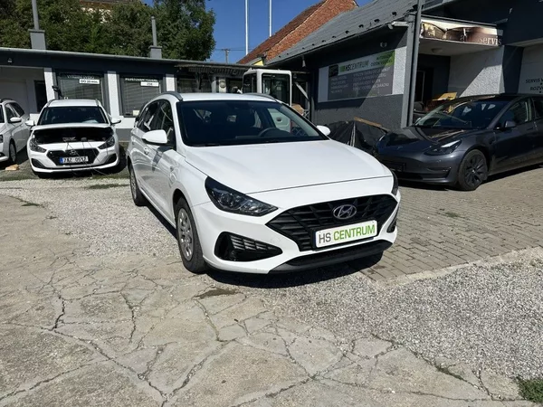 Hyundai i30 1.5 DPI 80kW serviska - foto 4
