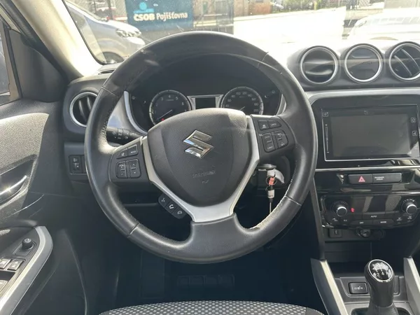Suzuki Vitara 1.6i 88kW AllGrip 4x4 serviska - foto 11