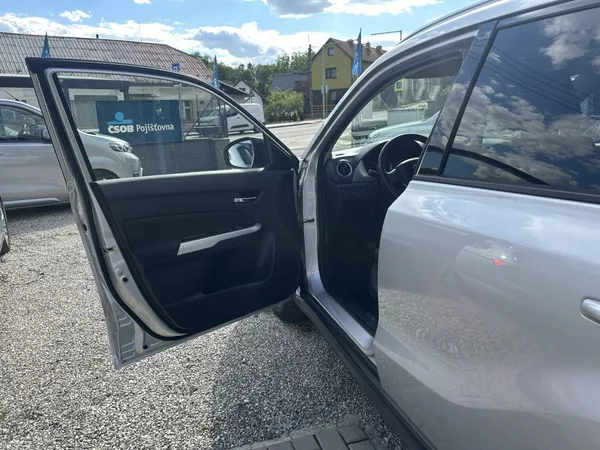 Suzuki Vitara 1.6i 88kW AllGrip 4x4 serviska - foto 19