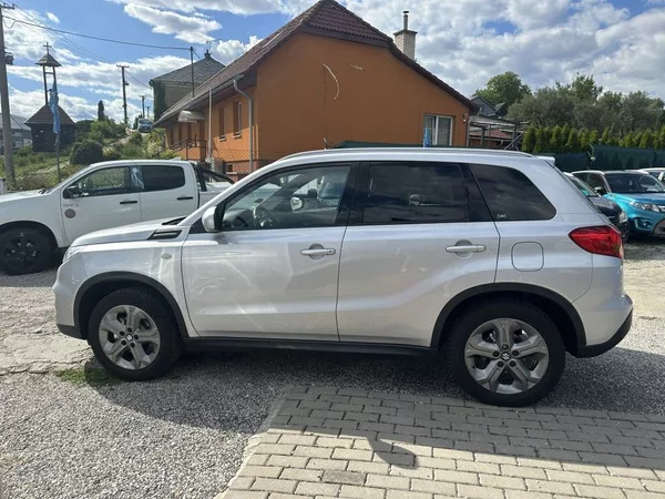 Suzuki Vitara 1.6i 88kW AllGrip 4x4 serviska - foto 2