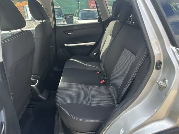 Suzuki Vitara 1.6i 88kW AllGrip 4x4 serviska - foto 20