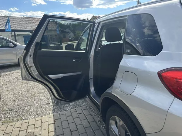 Suzuki Vitara 1.6i 88kW AllGrip 4x4 serviska - foto 21
