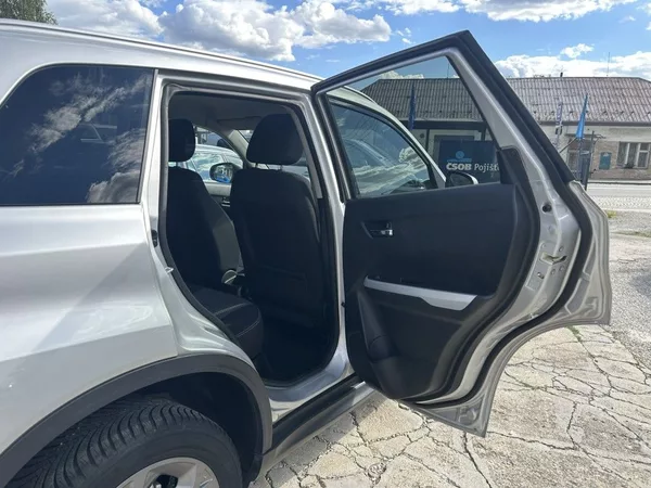 Suzuki Vitara 1.6i 88kW AllGrip 4x4 serviska - foto 23