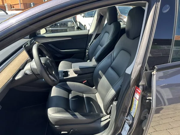 Tesla Model 3 Performance Dual AWD - foto 15