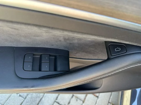 Tesla Model 3 Performance Dual AWD - foto 17