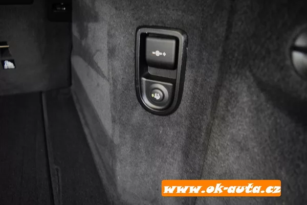 BMW Řada 5 2.0d LUXURY-LINE 98 000 KM TZ - foto 22