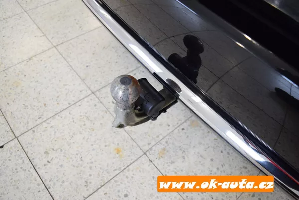 BMW Řada 5 2.0d LUXURY-LINE 98 000 KM TZ - foto 23
