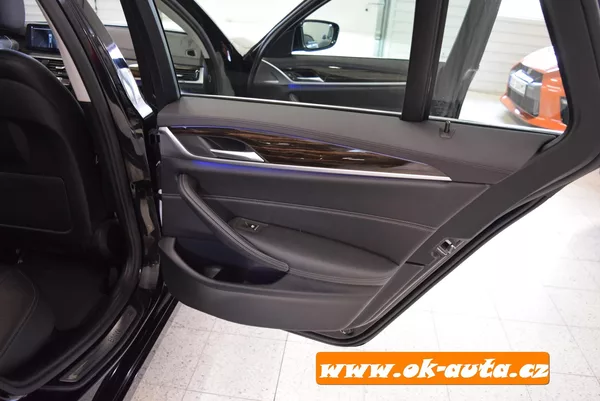 BMW Řada 5 2.0d LUXURY-LINE 98 000 KM TZ - foto 30