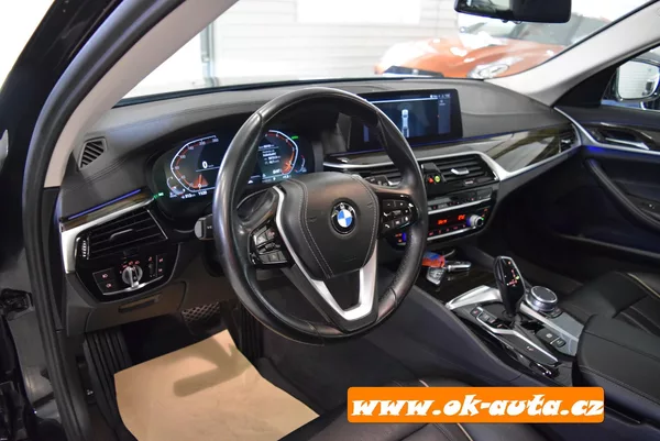 BMW Řada 5 2.0d LUXURY-LINE 98 000 KM TZ - foto 34
