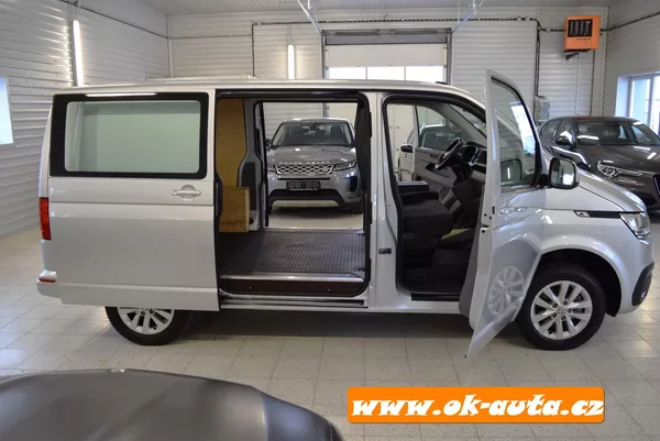 Volkswagen Transporter 2.0 TDI DSG 110kW 5 DVEŘÍ 2022 - foto 17