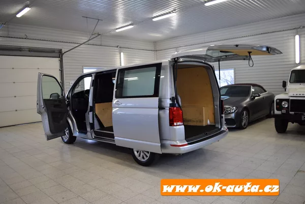 Volkswagen Transporter 2.0 TDI DSG 110kW 5 DVEŘÍ 2022 - foto 21
