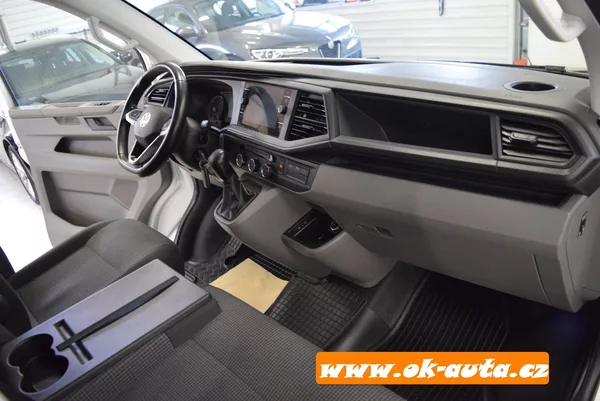 Volkswagen Transporter 2.0 TDI DSG 110kW 5 DVEŘÍ 2022 - foto 26