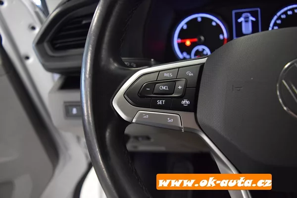 Volkswagen Transporter 2.0 TDI DSG 110kW 5 DVEŘÍ 2022 - foto 32