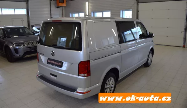 Volkswagen Transporter 2.0 TDI DSG 110kW 5 DVEŘÍ 2022 - foto 7