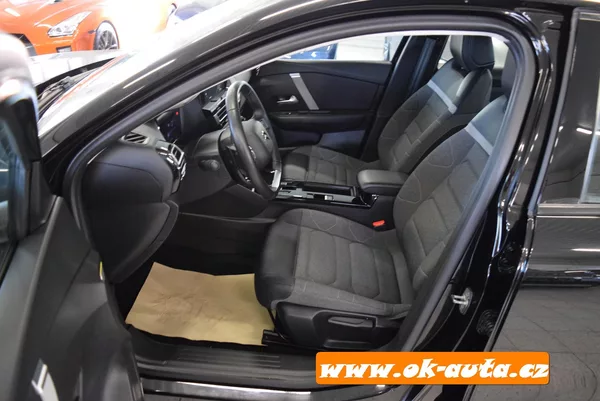 Citroën C4 X 1.2 PURETECH PACK 96 kW. - foto 14