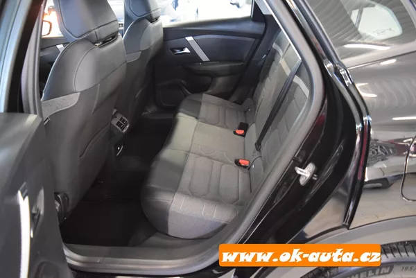Citroën C4 X 1.2 PURETECH PACK 96 kW. - foto 15