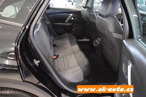 Citroën C4 X 1.2 PURETECH PACK 96 kW. - foto 17