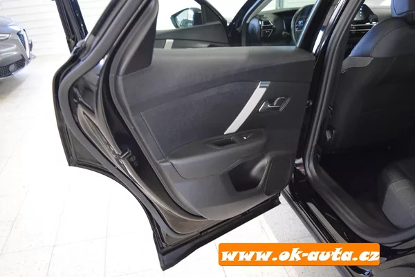 Citroën C4 X 1.2 PURETECH PACK 96 kW. - foto 23