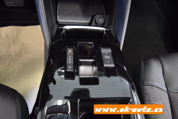 Citroën C4 X 1.2 PURETECH PACK 96 kW. - foto 37