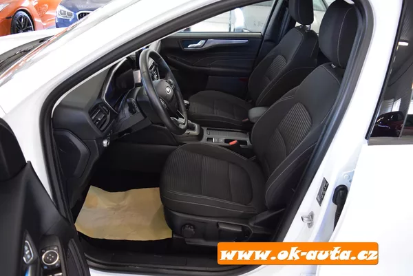 Ford Kuga 1.5 EBLUE TITANIUM 56 000 KM - foto 14