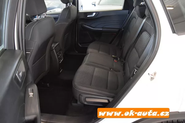 Ford Kuga 1.5 EBLUE TITANIUM 56 000 KM - foto 15