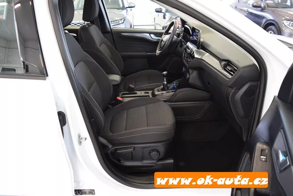 Ford Kuga 1.5 EBLUE TITANIUM 56 000 KM - foto 16