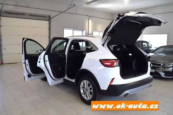Ford Kuga 1.5 EBLUE TITANIUM 56 000 KM - foto 21