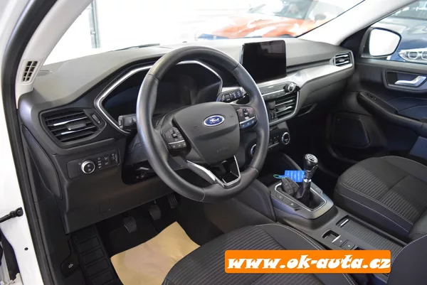 Ford Kuga 1.5 EBLUE TITANIUM 56 000 KM - foto 27
