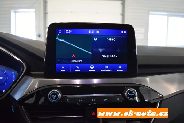 Ford Kuga 1.5 EBLUE TITANIUM 56 000 KM - foto 40