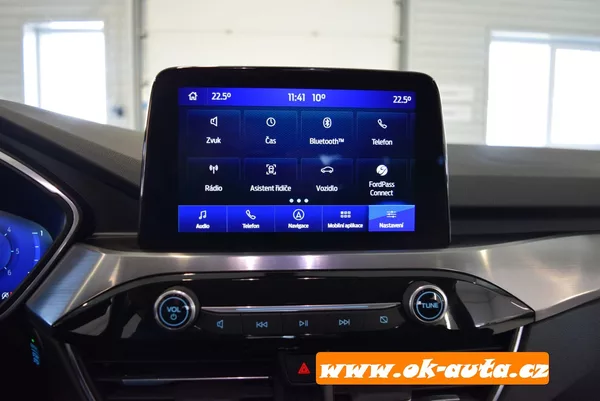 Ford Kuga 1.5 EBLUE TITANIUM 56 000 KM - foto 41