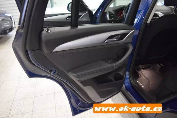 BMW X3 2.0d xDRIVE PRAV.SERVIS BMW - foto 27