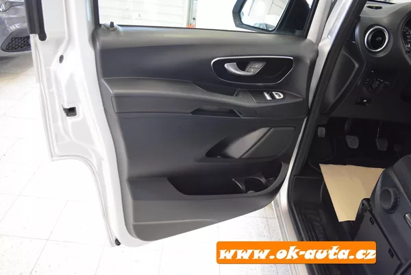 Mercedes-Benz Vito 114 CDI LONG TOURER 8 MÍST-DPH - foto 24