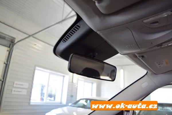 Mercedes-Benz Vito 114 CDI LONG TOURER 8 MÍST-DPH - foto 42