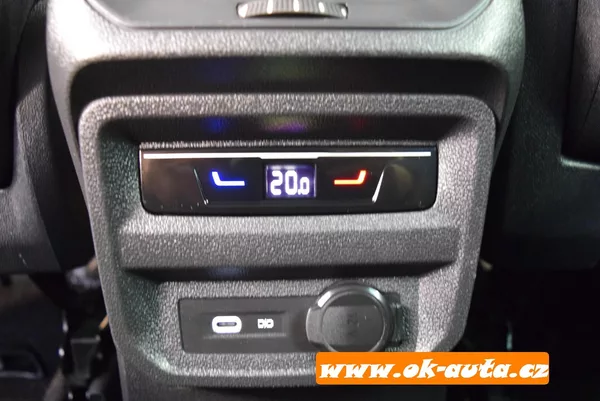 Volkswagen Tiguan 2.0 TDI LIFE 4 MOTION DSG - foto 29